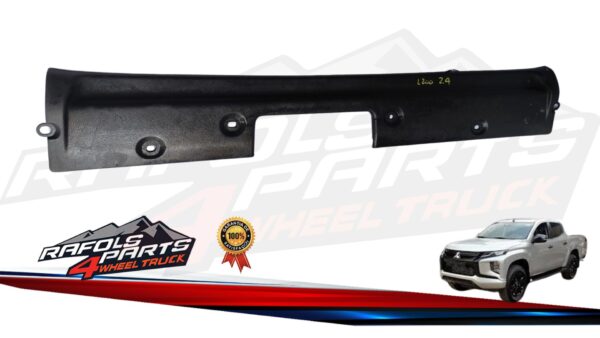 MOLDURA CABINA TRASERA ASIENTO MITSUBISHI L200 2.4